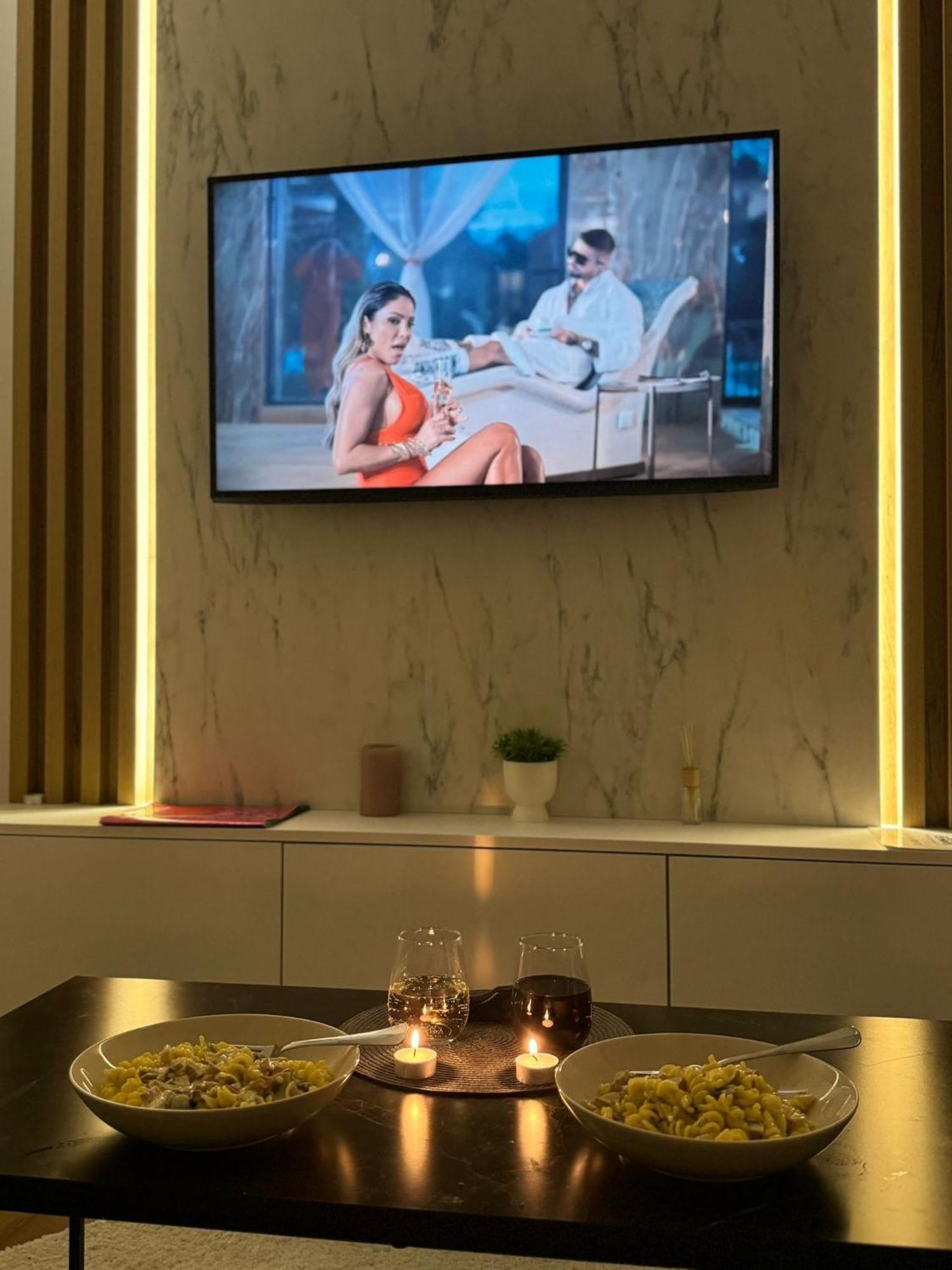 Mona Luxury Apartments - Free Garage Parking Sarajewo Zewnętrze zdjęcie